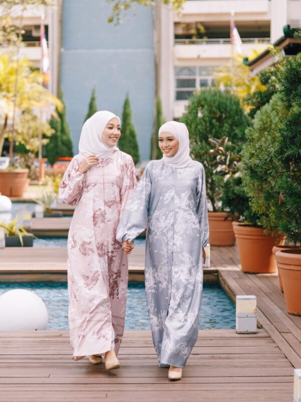 Deeva Dress